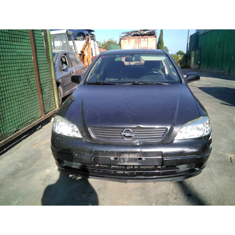 opel astra g berlina del año 2001