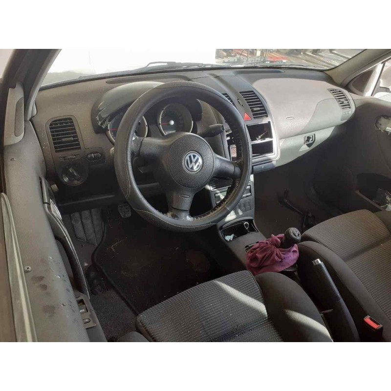 volkswagen polo berlina (6n2) del año 2001