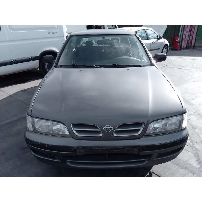 nissan primera berlina (p11) del año 1997