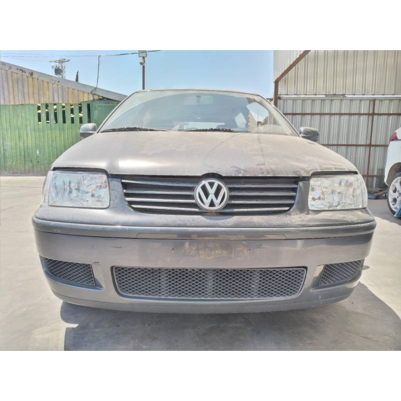 volkswagen polo berlina (6n2) del año 2001
