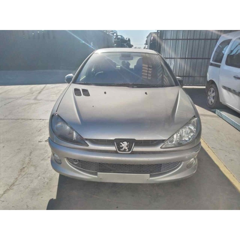 peugeot 206 berlina del año 2005