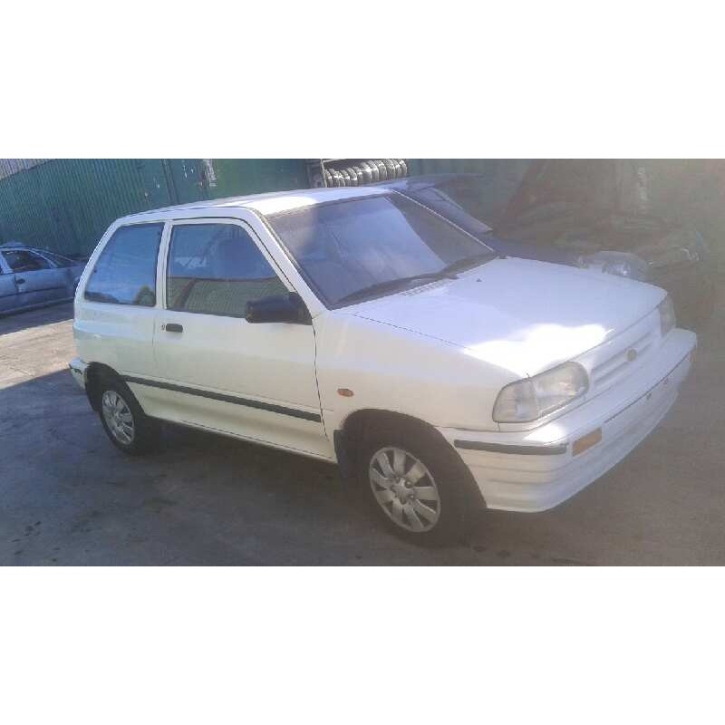 kia pride del año 2000
