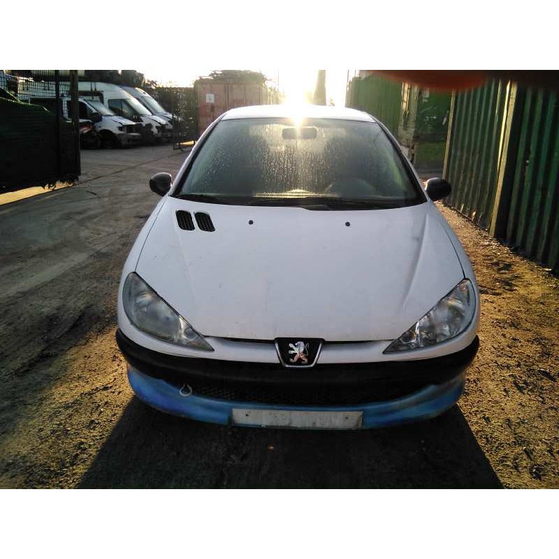 peugeot 206 berlina del año 2004