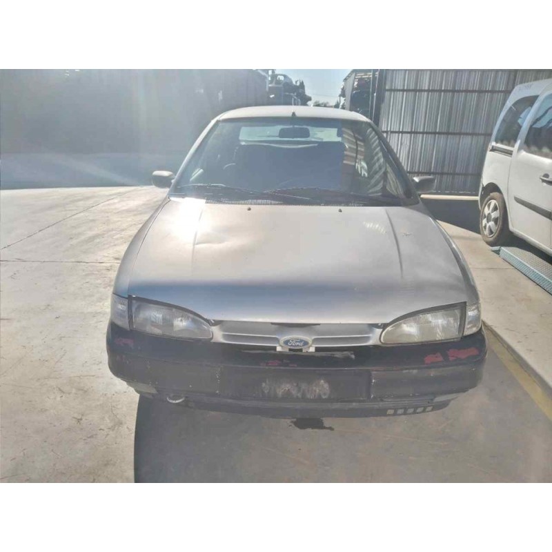 ford mondeo berlina/familiar (fd) del año 1996