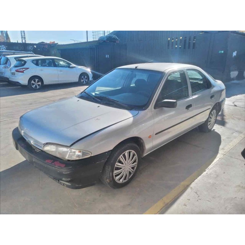 ford mondeo berlina/familiar (fd) del año 1996