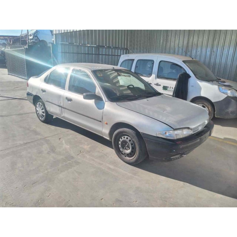 ford mondeo berlina/familiar (fd) del año 1996