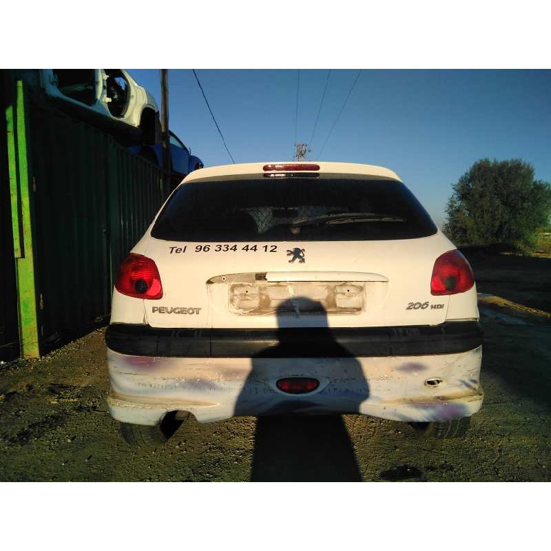 peugeot 206 berlina del año 2004