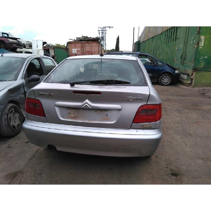 citroën xsara berlina del año 2001