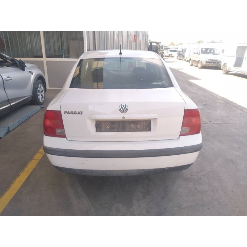 volkswagen passat berlina (3b2) del año 1998