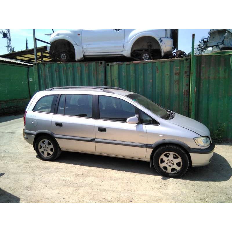 opel zafira a del año 2001