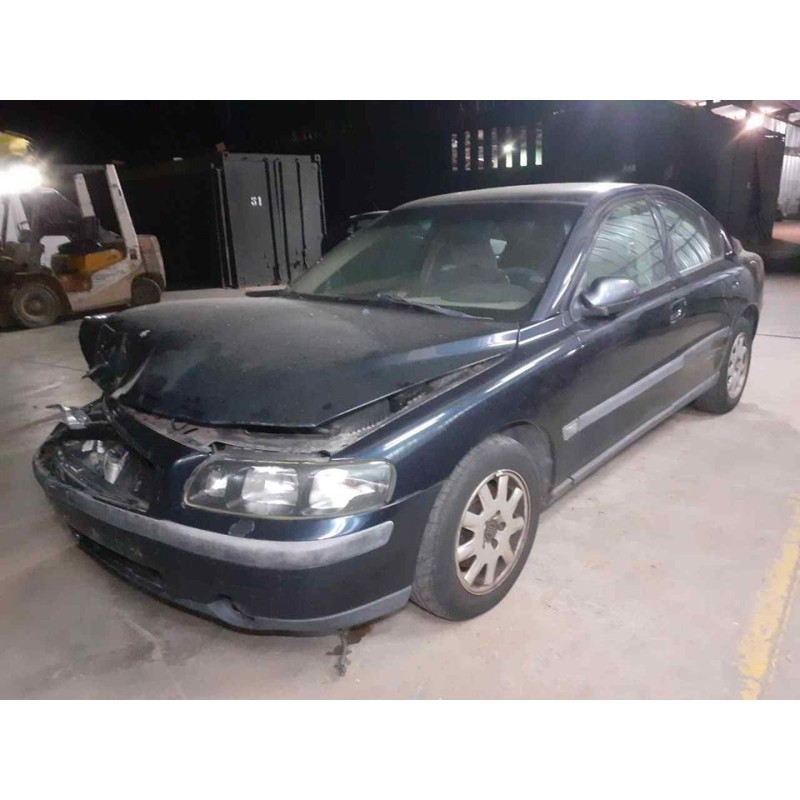 volvo s60 berlina del año 2001