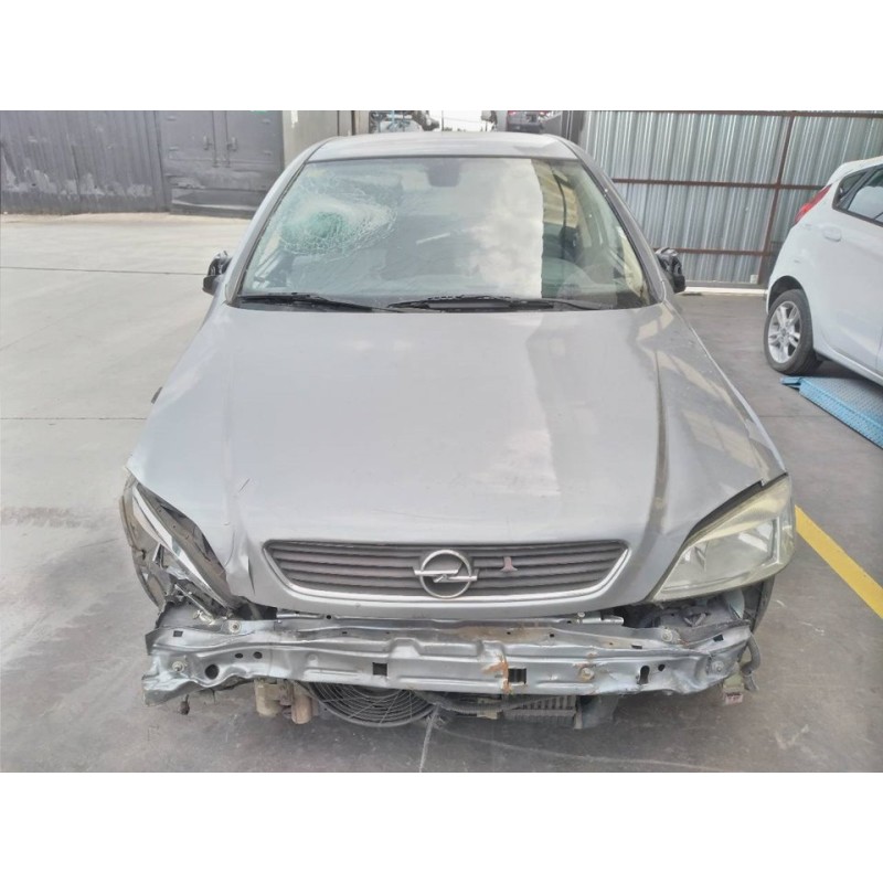 opel astra g berlina del año 2003