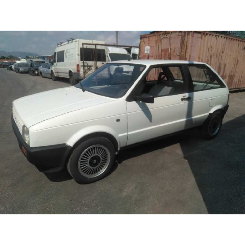 seat ibiza del año 1989