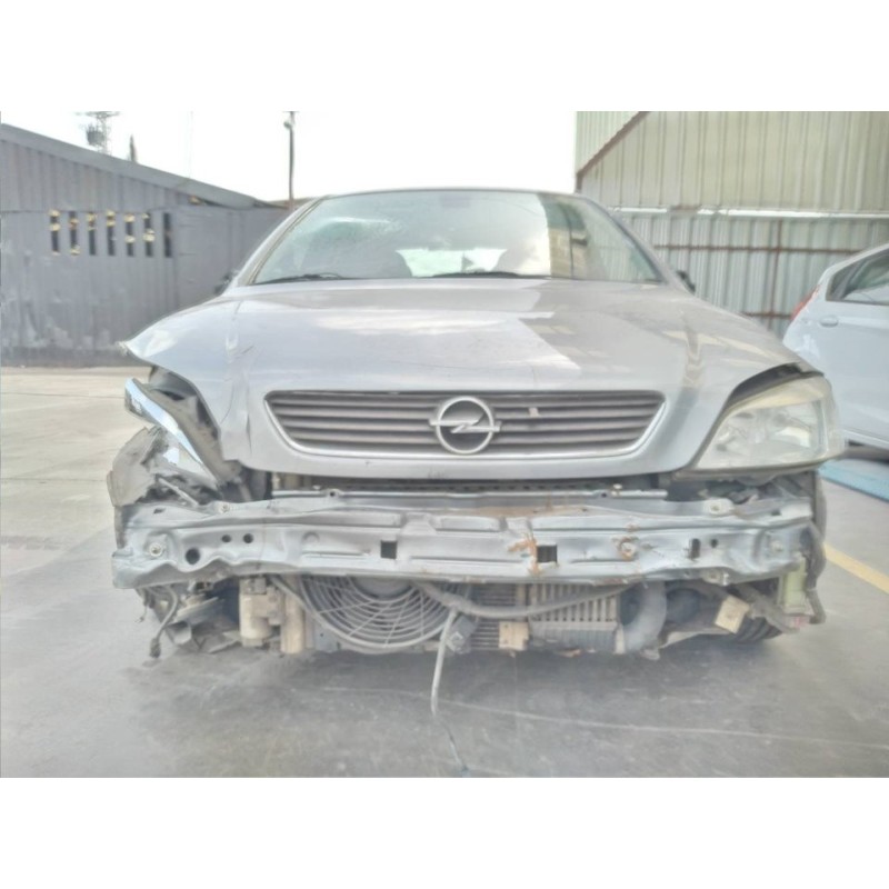 opel astra g berlina del año 2003
