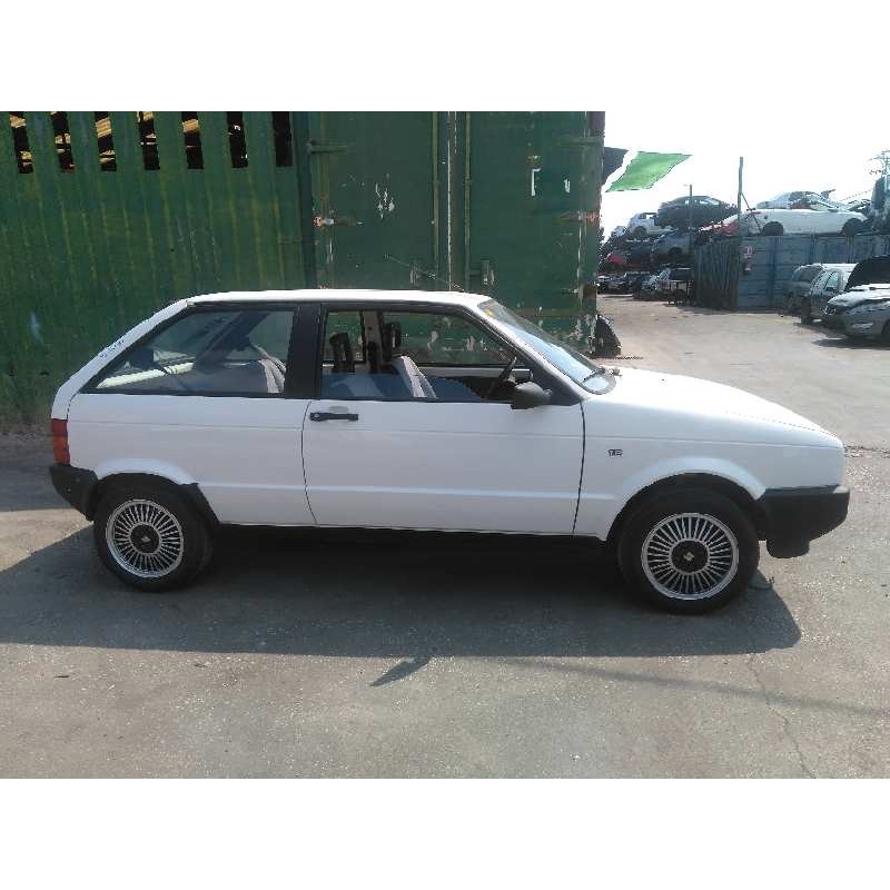 seat ibiza del año 1989
