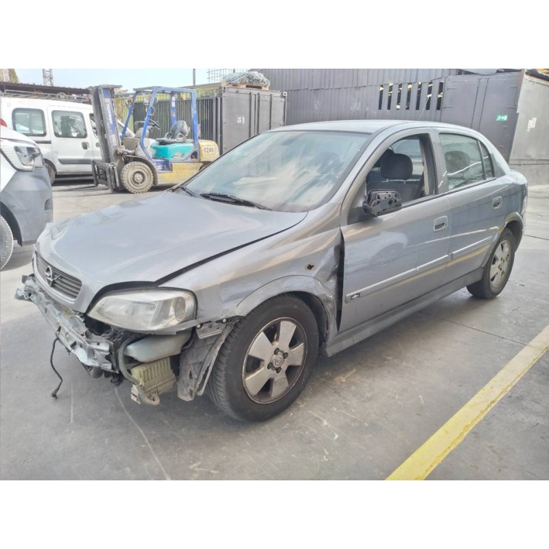 opel astra g berlina del año 2003