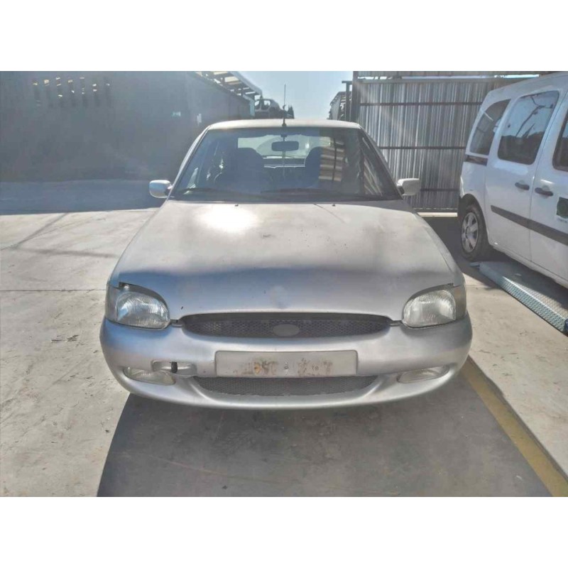 ford escort berlina/turnier del año 1998