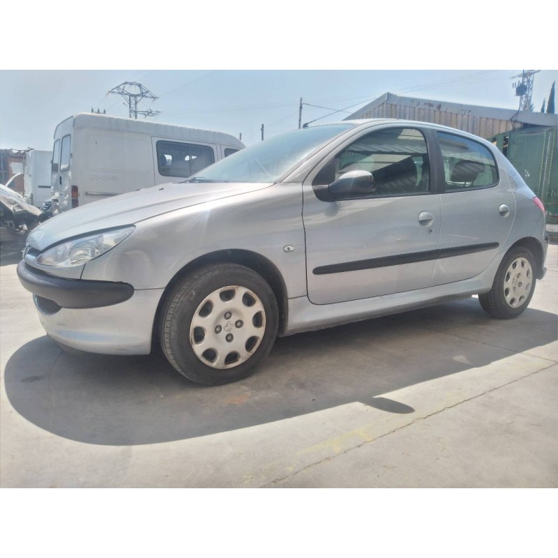 peugeot 206 berlina del año 2005