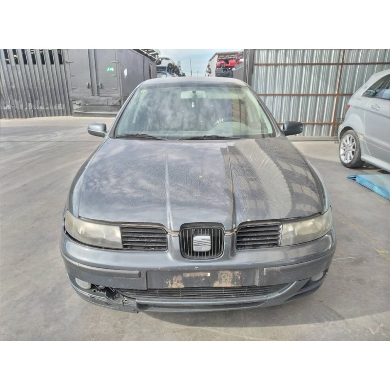 seat toledo (1m2) del año 2001
