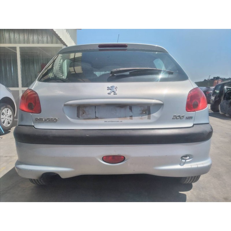 peugeot 206 berlina del año 2005