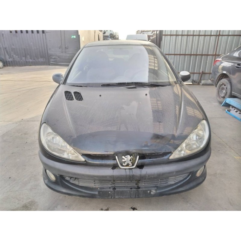 peugeot 206 berlina del año 2002