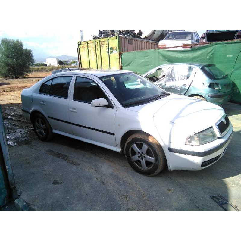 skoda octavia berlina (1u2) del año 2007