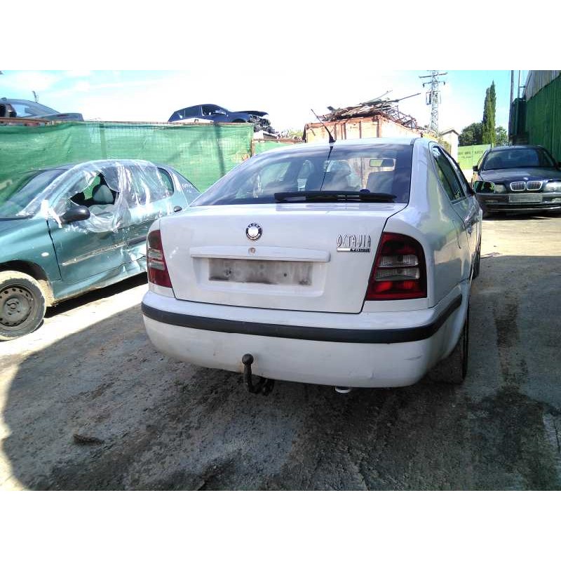 skoda octavia berlina (1u2) del año 2007