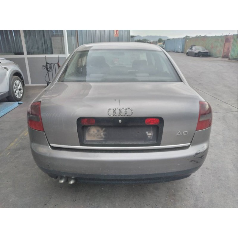 audi a6 berlina (4b2) del año 2002