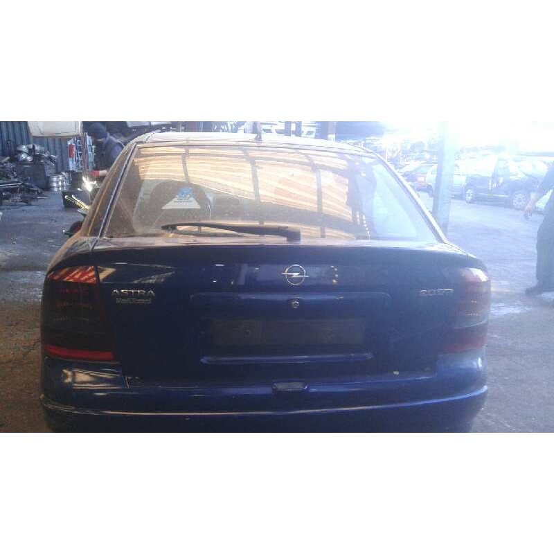 opel astra g berlina del año 2003