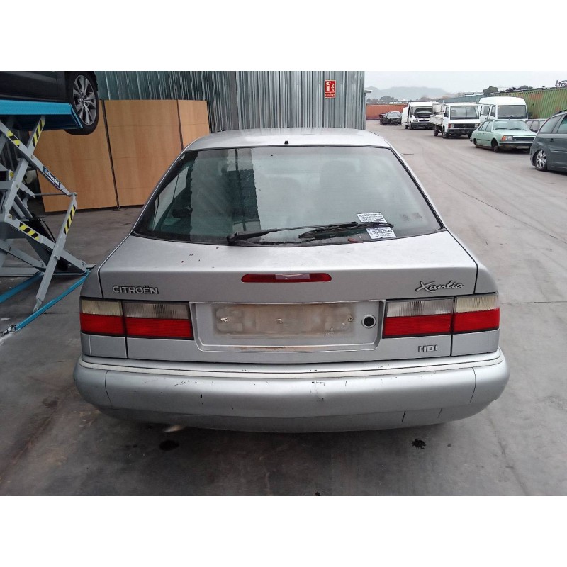 citroën xantia berlina del año 2000