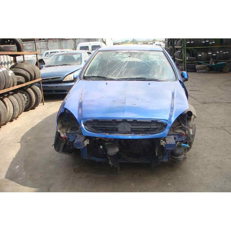 citroën xsara berlina del año 2001