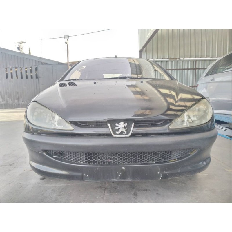 peugeot 206 berlina del año 2003
