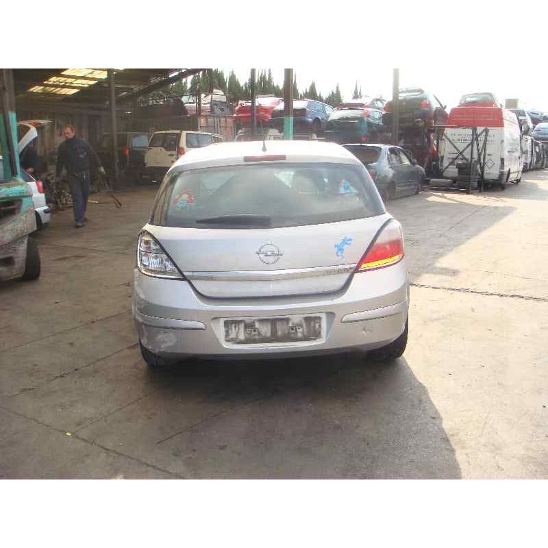 opel astra h ber. del año 2004