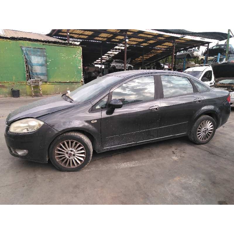 fiat linea (110) del año 2009