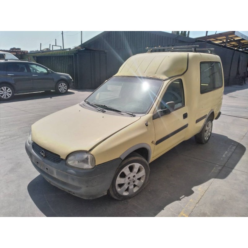 opel combo (corsa b) del año 2000