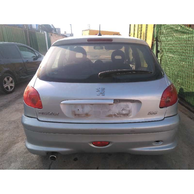 peugeot 206 berlina del año 2005