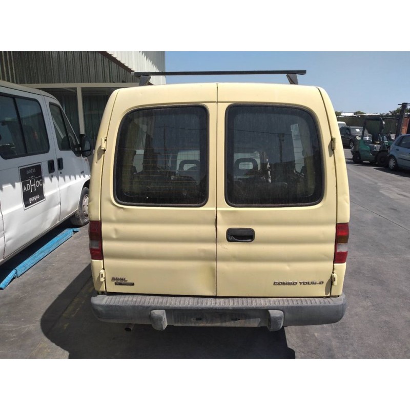 opel combo (corsa b) del año 2000