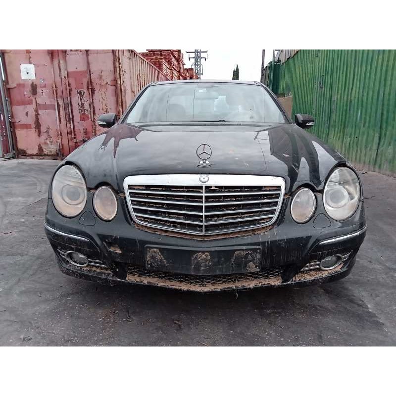 mercedes-benz clase e (w211) berlina del año 2007