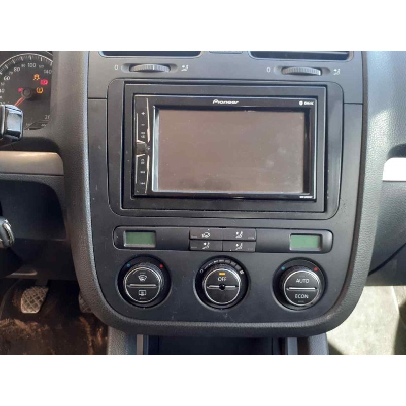 volkswagen golf v berlina (1k1) del año 2005