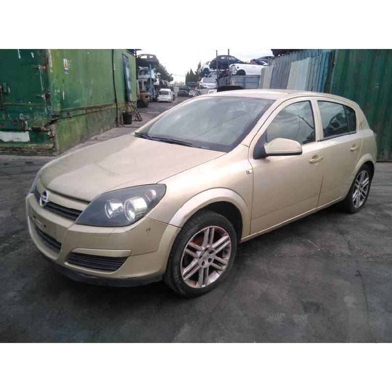 opel astra h berlina del año 2004