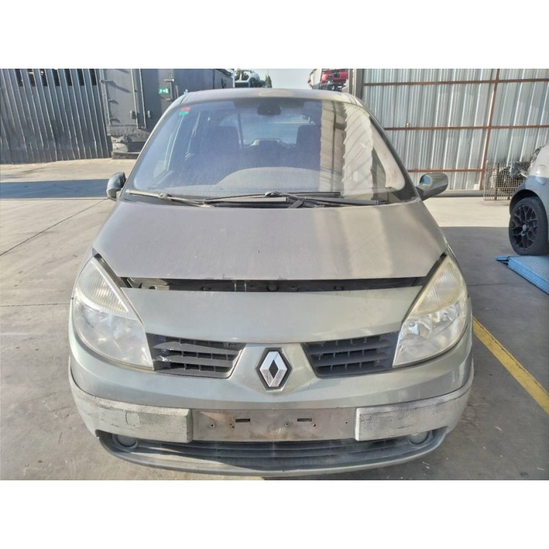 renault scenic ii del año 2004