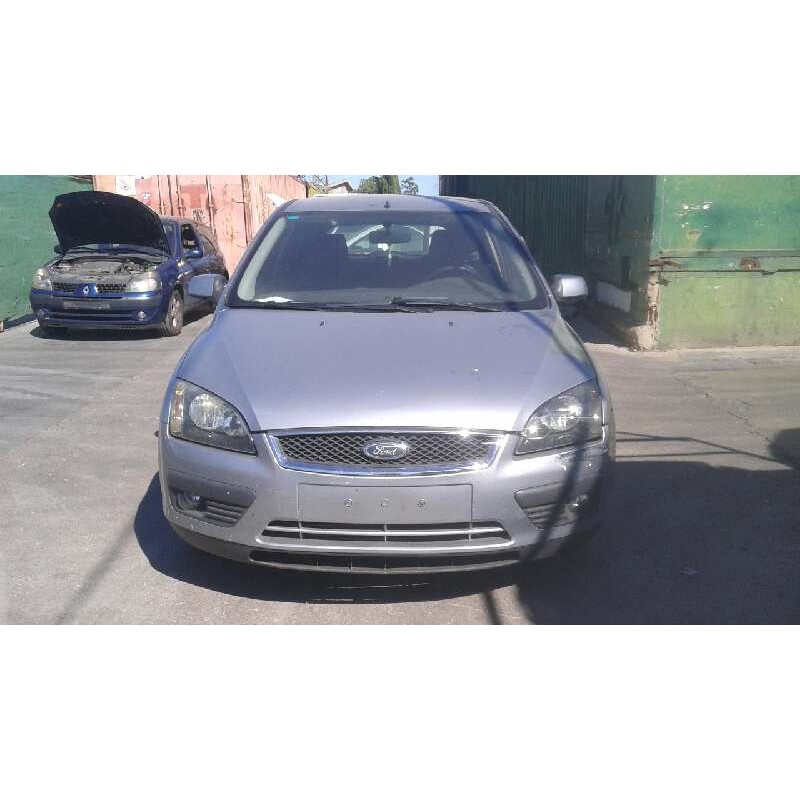 ford focus berlina (cap) del año 2005