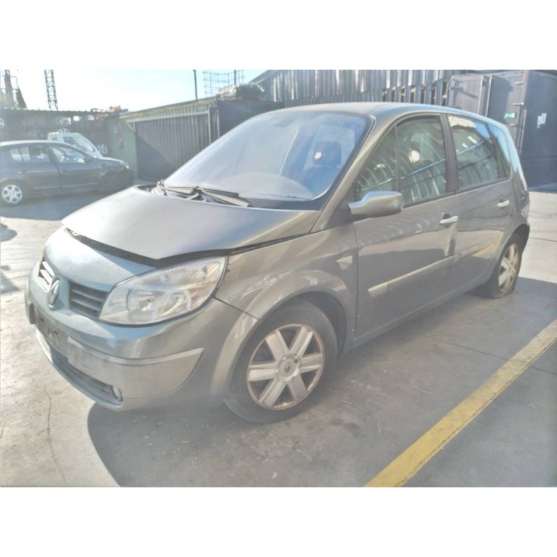 renault scenic ii del año 2004