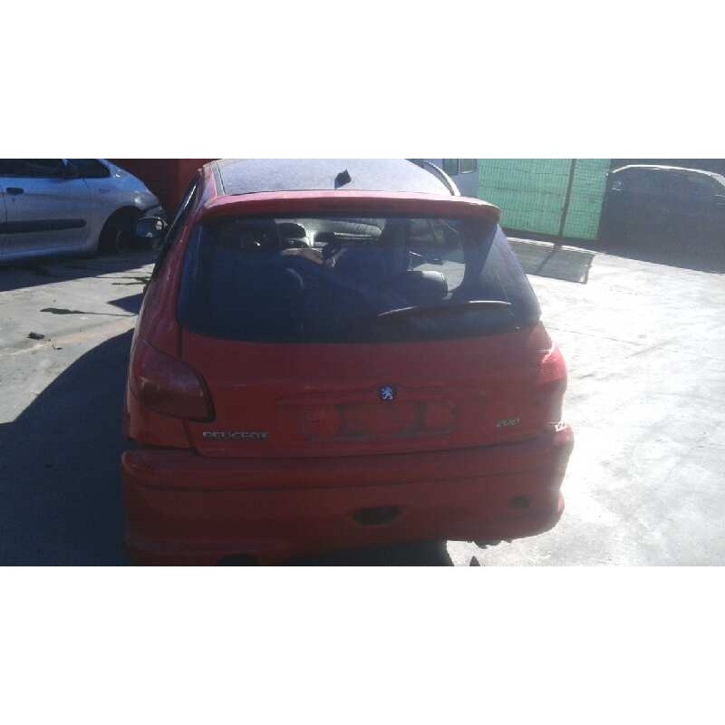 peugeot 206 berlina del año 2002