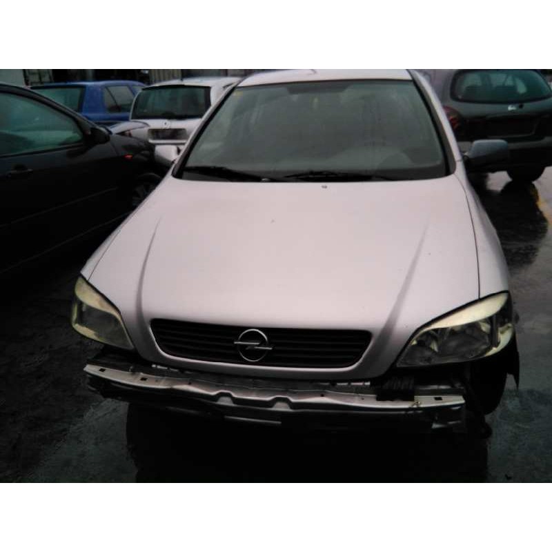 opel astra g berlina del año 2001