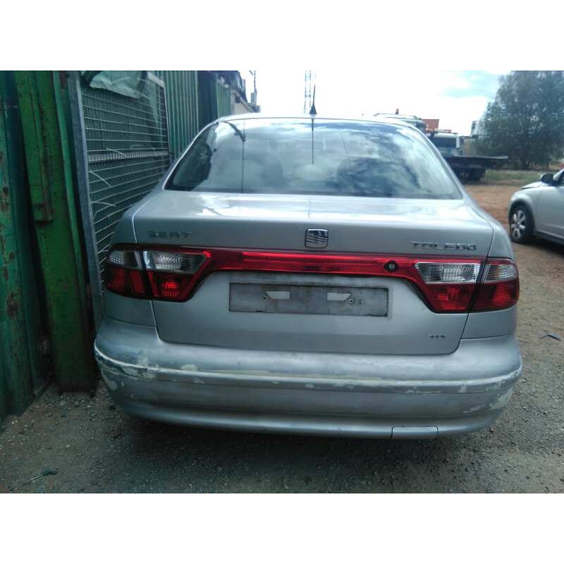 seat toledo (1m2) del año 2003