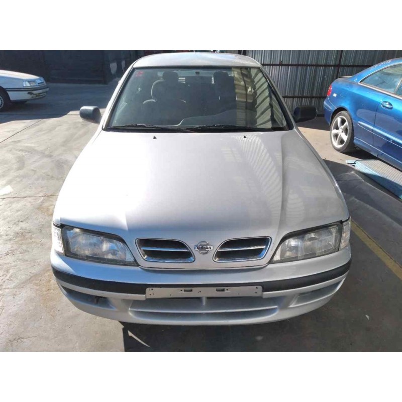 nissan primera berlina (p11) del año 1998