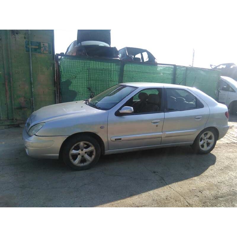 citroën xsara berlina del año 2004