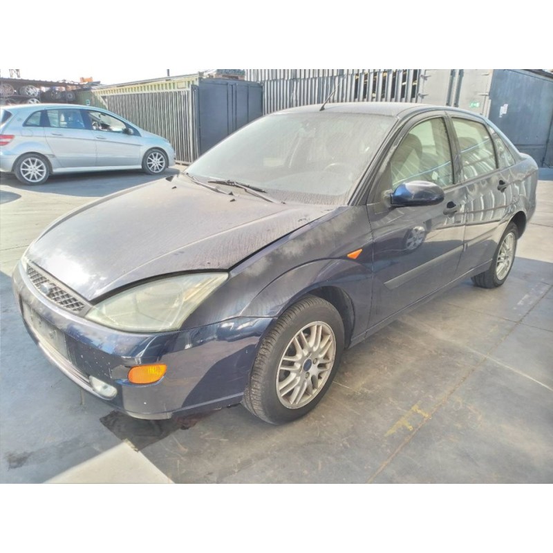 ford focus berlina (cak) del año 2001
