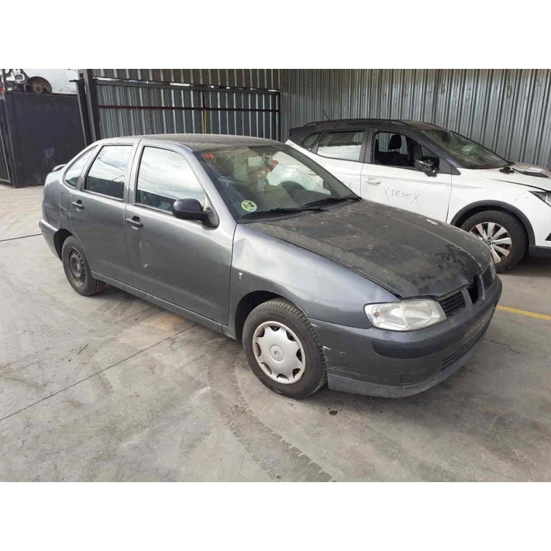 seat cordoba berlina (6k2) del año 2002